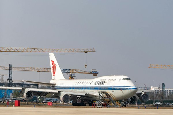 Quels sont les meilleurs itinéraires pour une randonnée en VTT dans les montagnes rocheuses canadiennes?